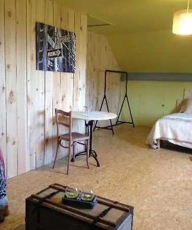 Chambres Chez L'Habitant Couvin Exterior foto